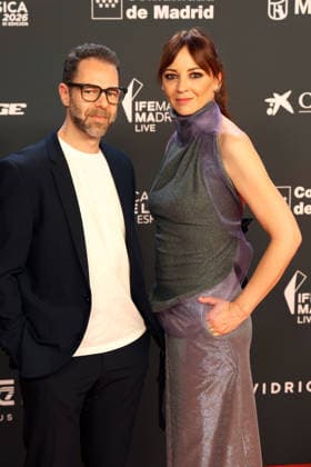 III Premios de la Academia de la Música Leonor Watling and Leo Sidran during the gala ceremony of the Premios de la Academia de la Música, on May 26, 2026, in Madrid Spain The Premios de la Academia de la Música celebrate their third edition After the success of their debut in 2024 and the excitement experienced during the ceremony of 2025, the Academia de la Música of Spain rolls out its red carpet to recognize the best works of the Spanish music industry and definitively consolidate these awards that were born to stay, the Spanish Academy of Music rolls out its red carpet to recognize the best works of the Spanish music industry and definitively consolidate these awards that were born to stay PHOTOCALL PREMIOS MÚSICA Ángel Díaz Brin Madr  Copyright: xÃngelxDiazxBrinasx 7552212