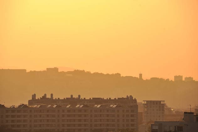 May 26, 2026, Lyon, Aura, France: Heatwave, France, spring 2026 Lyon France  - ZUMAl230 20260526_zip_l230_001 Copyright: xCyrilxLestagex