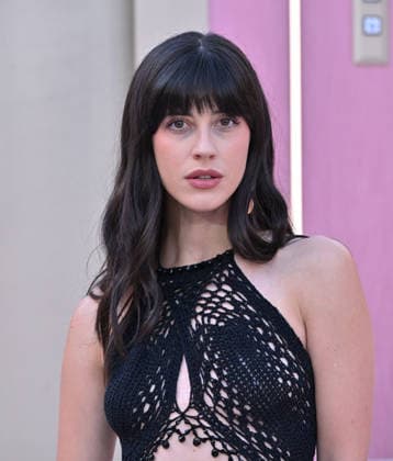 Netflix™s ˜Office Romance™ World Premiere Natalie Ortega arriving to the Netflix™s Office Romance world premiere held at The Egyptian Theatre on May 26, 2026 in Hollywood, CA. Hollywood The Egyptian Theatre California USA Copyright: xLisaxOConnorx xAFF-USA.comx