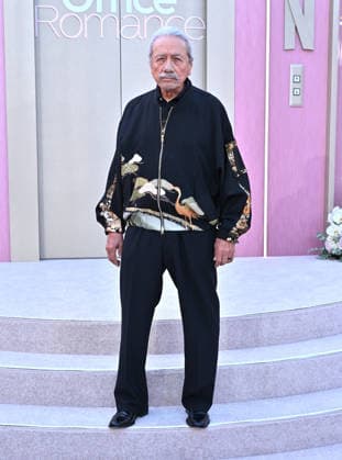 Netflix™s ˜Office Romance™ World Premiere Edward James Olmos arriving to the Netflix™s Office Romance world premiere held at The Egyptian Theatre on May 26, 2026 in Hollywood, CA. Hollywood The Egyptian Theatre California USA Copyright: xLISAxOConnorx xAFF-USA.comx