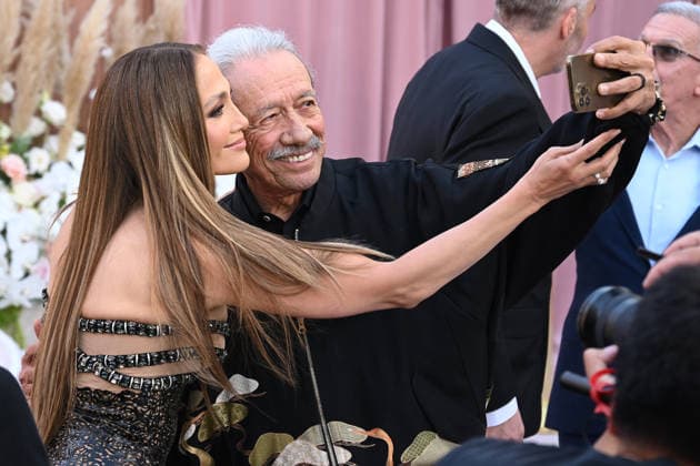 LOS ANGELES, CALIFORNIA - MAY 26:Jennifer Lopez at the world premiere of Netflix s Office Romance at The Egyptian Theatre Hollywood on May 26, 2026 in Los Angeles, California. Copyright: xAdMediax xMediaPunchx