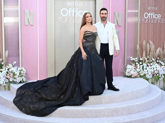LOS ANGELES, CALIFORNIA - MAY 26: Jennifer Lopez and Brett Goldstein at the world premiere of Netflix s Office Romance at The Egyptian Theatre Hollywood on May 26, 2026 in Los Angeles, California. Copyright: xAdMediax xMediaPunchx