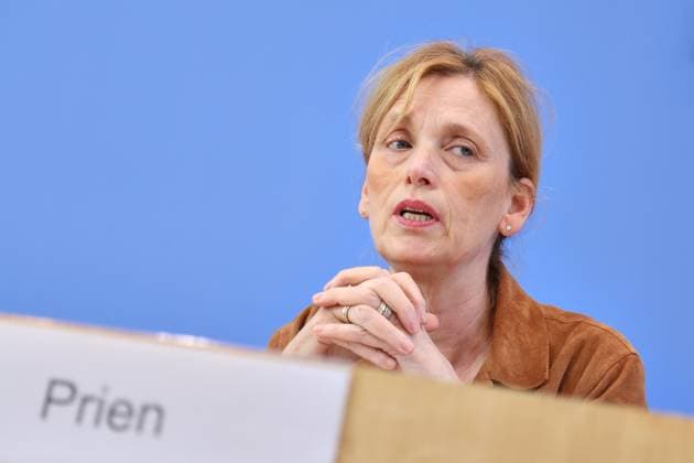 Berlin, Deutschland, 26.05.2026: Bundespressekonferenz: Kinderreport 2026: Chancengerechte Bildung : Bundesministerin für Bildung, Familie, Senioren, Frauen und Jugend Karin Prien (CDU) *** Berlin, Germany, 26 05 2026 Federal Press Conference Childrens Report 2026 Equal Opportunities in Education Federal Minister of Education, Family Affairs, Senior Citizens, Women and Youth Karin Prien CDU Copyright: xdtsxNachrichtenagenturx dts_120490