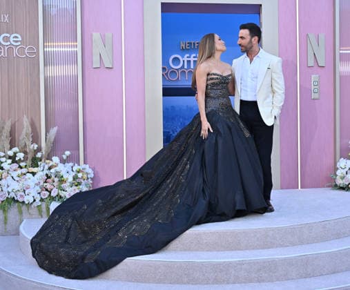 Netflix™s ˜Office Romance™ World Premiere Jennifer Lopez and Brett Goldstein arriving to the Netflix™s Office Romance world premiere held at The Egyptian Theatre on May 26, 2026 in Hollywood, CA. Hollywood The Egyptian Theatre California USA Copyright: xLISAxOConnorx xAFF-USA.comx