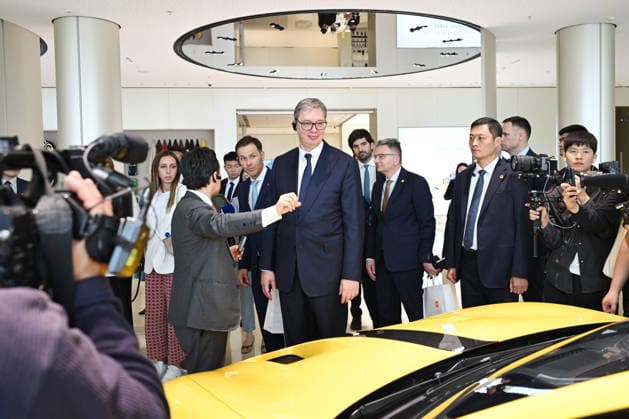 BEIJING, CHINA - MAY 26: Serbian President Aleksandar Vucic visits Xiaomi s auto factory on May 26, 2026 in Beijing, China. Vucic is on a state visit to China from May 24 to 28.  Copyright: xChinaxNewsxServicex 111644369146