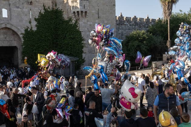 Muslims flock to Al-Aqsa Mosque in East Jerusalem for Eid al-Adha prayer JERUSALEM - MAY 27: Muslim worshippers flock to the Al-Aqsa Mosque, located in the Old City of East Jerusalem, to perform the Eid al-Adha (Feast of Sacrifice) prayer on May 27, 2026. Mostafa Alkharouf Anadolu Jerusalem Israel. Editorial use only. Please get in touch for any other usage.  Copyright: x2026xAnadoluxMostafaxAlkharoufx