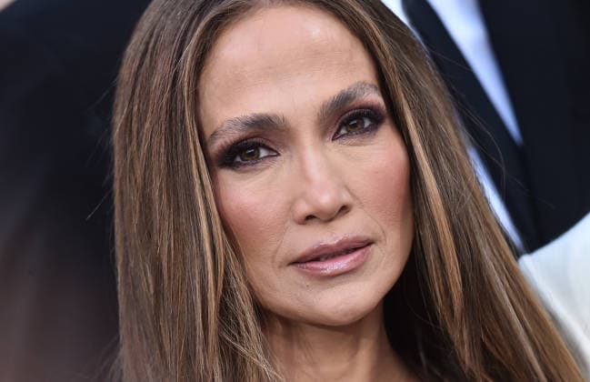 Netflix™s ˜Office Romance™ World Premiere Jennifer Lopez arriving to the Netflix™s Office Romance world premiere held at The Egyptian Theatre on May 26, 2026 in Hollywood, CA. Hollywood The Egyptian Theatre California USA Copyright: xLISAxOConnorx xAFF-USA.comx
