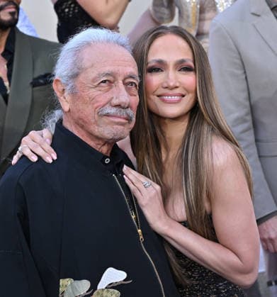 Netflix™s ˜Office Romance™ World Premiere Edward James Olmos and Jennifer Lopez arriving to the Netflix™s Office Romance world premiere held at The Egyptian Theatre on May 26, 2026 in Hollywood, CA. Hollywood The Egyptian Theatre California USA Copyright: xLISAxOConnorx xAFF-USA.comx