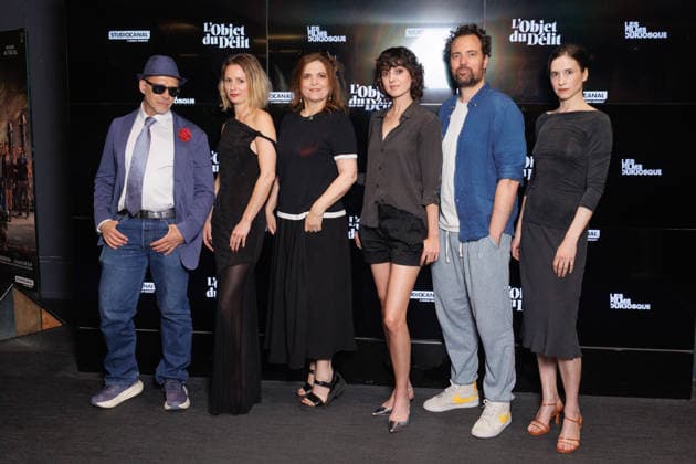 Entertainment Bilder des Tages #2 Avant premiere of the film LObjet du delit at the cinema UGC Cine Cite Les Halles Celebrities on the red carpet Emmanuel Salinger, Tiphaine Daviot, Agnes Jaoui, Claire Chust, Loic Legendre et Lucie Gallo 456809 2026 05 26 France  Copyright: xSebastienxFremontx xStarfacex STAR_456809_002