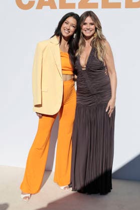 Rebecca Mir und Heidi Klum beim Calzedonia Summer Club im Beach Club km68 . Köln, 26.05.2026 *** Rebecca Mir and Heidi Klum at the Calzedonia Summer Club at Beach Club km68 Cologne, 26 05 2026 Foto:xR.xSchmiegeltx xFuturexImagex calzedonia_6602