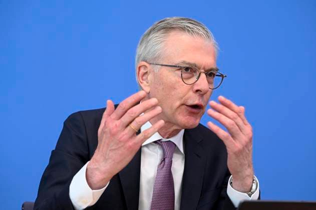 ABB BPK-GUTACHTEN - Prof. Dr. Martin Werding Bericht zum Thema Vorstellung des Fruehjahrsgutachten 2026-Sachverstaendigenrat zur Begutachtung der gesamtwirtschaftlichen Entwicklung auf der BPK Bundespressekonferenz in Berlin am 27.05.2026 Berlin Deutschland *** ABB BPK GUTACHTEN Prof Dr Martin Werding Report on the presentation of the 2026 Spring Report of the German Council of Economic Experts at the BPK Federal Press Conference in Berlin on 27 05 2026 Berlin Germany