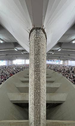 Muslim pilgrims perform stoning ritual during Hajj in Mina Muslim pilgrims walk on the first day of the symbolic stoning ritual during the annual Hajj pilgrimage in Mina, Saudi Arabia, on May 27, 2026. The ritual, known as the stoning of the devil, is one of the main rites of Hajj and is performed during Eid al-Adha. Photo by SPA Saudi Pess Agency APA Images Mecca Mecca Saudi Arabia 270526_Saudi_Arabia_SPA_1_00(6) Copyright: xSPAxSaudixPessxAgencyxSaudixPressxAgencyx xapaimagesx
