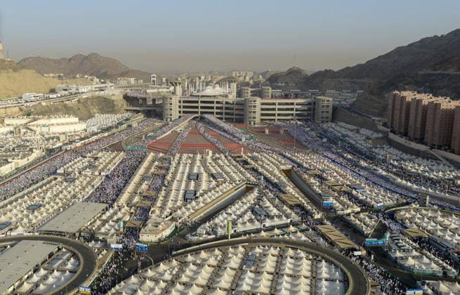 Muslim pilgrims perform stoning ritual during Hajj in Mina Muslim pilgrims walk on the first day of the symbolic stoning ritual during the annual Hajj pilgrimage in Mina, Saudi Arabia, on May 27, 2026. The ritual, known as the stoning of the devil, is one of the main rites of Hajj and is performed during Eid al-Adha. Photo by SPA Saudi Pess Agency APA Images Mecca Mecca Saudi Arabia 270526_Saudi_Arabia_SPA_1_00(9) Copyright: xSPAxSaudixPessxAgencyxSaudixPressxAgencyx xapaimagesx