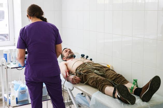 RUSSIA, MOSCOW REGION - MAY 27, 2026: A man undergoes a medical examination at the Moscow Region s recruitment center for contract military service in Balashikha, east of Moscow. Sergei Karpukhin TASS  93094650