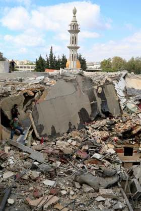 (260527) -- TYRE, May 27, 2026 -- This photo taken on May 26, 2026 shows houses destroyed by an Israeli airstrike in Tyre, Lebanon. Israeli strikes on southern and eastern Lebanon killed at least 18 people and wounded more than 20 others on Tuesday, according to Lebanon s official sources, as Israel intensified its bombardment campaign across southern Lebanon. (Photo by Xinhua) LEBANON-TYRE-ISRAELI RAID AlixHashisho 