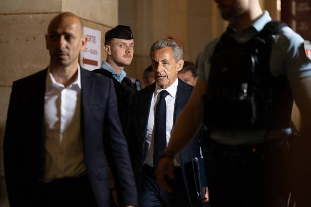 Last day of the Libyan financing appeal trial - Paris French former president Nicolas Sarkozy comes back from a lunch break on the last day of his appeal trial over charges he had sought Libyan financing for his 2007 election, at the Palais de Justice courthouse in Paris on May 27, 2026. Photo by Raphael Lafargue ABACAPRESS.COM Paris France  Copyright: xLafarguexRaphael ABACAx