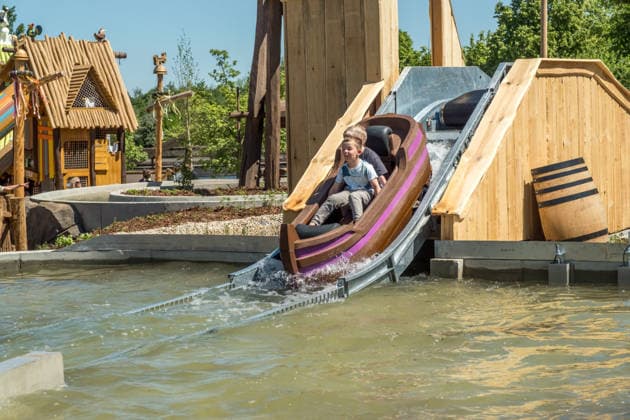 Eröffnung des neuen Themenbereichs Idefix Abenteuerland im Freizeitpark Belantis bei Leipzig. Der familienorientierte Erlebnisbereich rund um die bekannten Asterix-Figuren ist Teil der geplanten Weiterentwicklung des Parks zum zukünftigen Asterix-Park Deutschland. Eröffnung Idefix Abenteuerland *** Opening of the new Idefix Adventureland themed area at the Belantis theme park near Leipzig The family-oriented adventure area based around the well-known Asterix characters is part of the planned further development of the park into the future Asterix Park Germany Opening of Idefix Adventureland
