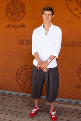 Charles De Ketelaere in the village during the French Open Tennis Championships at Roland Garros 2026 Paris, on May 27th, 2026 Jacovides Moreau Bestimage Celebrities in the village during the French Open Tennis Championships at Roland Garros 2026 Paris, on May 27th, 2026 Paris France  Copyright: xJACOVIDES-MOREAUx xBESTIMAGExJACOVIDES-MOREAUx xBESTIMAGEx