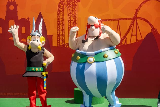 Eröffnung des neuen Themenbereichs Idefix Abenteuerland im Freizeitpark Belantis bei Leipzig. Der familienorientierte Erlebnisbereich rund um die bekannten Asterix-Figuren ist Teil der geplanten Weiterentwicklung des Parks zum zukünftigen Asterix-Park Deutschland. Eröffnung Idefix Abenteuerland *** Opening of the new Idefix Adventureland themed area at the Belantis theme park near Leipzig The family-oriented adventure area based around the well-known Asterix characters is part of the planned further development of the park into the future Asterix Park Germany Opening of Idefix Adventureland