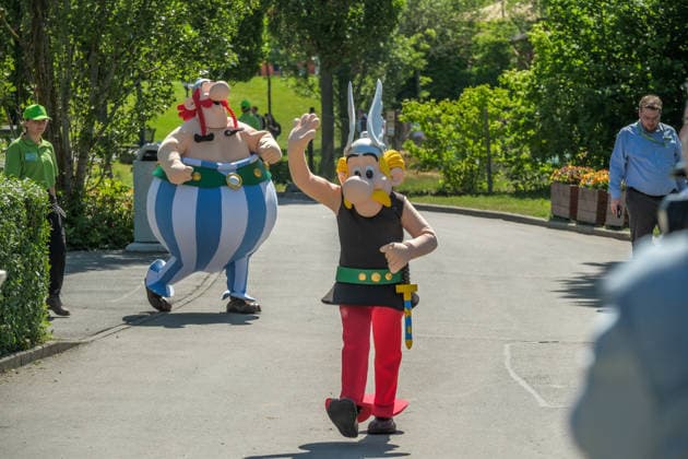Eröffnung des neuen Themenbereichs Idefix Abenteuerland im Freizeitpark Belantis bei Leipzig. Der familienorientierte Erlebnisbereich rund um die bekannten Asterix-Figuren ist Teil der geplanten Weiterentwicklung des Parks zum zukünftigen Asterix-Park Deutschland. Eröffnung Idefix Abenteuerland *** Opening of the new Idefix Adventureland themed area at the Belantis theme park near Leipzig The family-oriented adventure area based around the well-known Asterix characters is part of the planned further development of the park into the future Asterix Park Germany Opening of Idefix Adventureland
