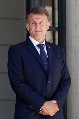 President Macron Welcomes Montenegro Pm Milojko Spajic - Paris French President Emmanuel Macron welcomes Montenegro s Prime minister Milojko Spajic at Elysee Palace, on May 27, 2026 in Paris, France. Photo by Jean-Bernard Vernier ABAVAPRESS.COM Paris France  Copyright: xVernierxJean-Bernard JBVxNews ABACAx