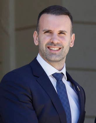 President Macron Welcomes Montenegro Pm Milojko Spajic - Paris French President Emmanuel Macron welcomes Montenegro s Prime minister Milojko Spajic at Elysee Palace, on May 27, 2026 in Paris, France. Photo by Jean-Bernard Vernier ABAVAPRESS.COM Paris France  Copyright: xVernierxJean-Bernard JBVxNews ABACAx