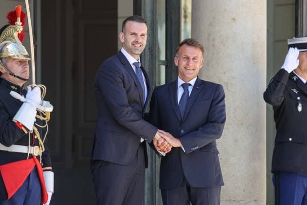 Paris, France le 27 mai 2026 - Le President de la Republique Emmanuel Macron recoit M. Milojko Spajic, Premier ministre du Montenegro au Palais de l Elysee - The President of the Republic Emmanuel Macron receives Mr. Milojko Spajic, Prime Minister of Montenegro at the Elysee Palace  Copyright: xSebastienxTOUBONx
