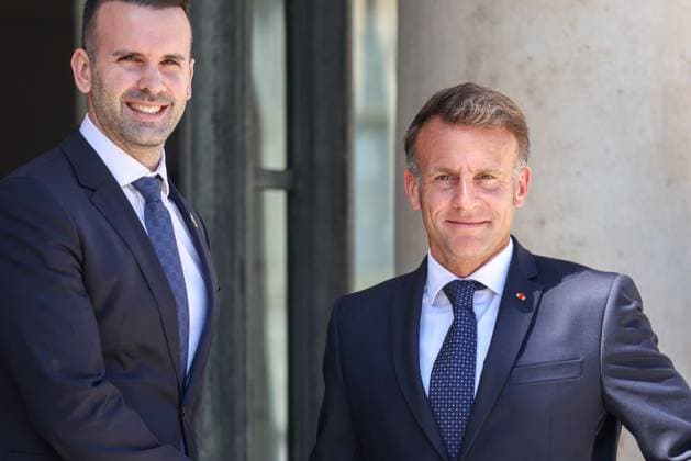 Paris, France le 27 mai 2026 - Le President de la Republique Emmanuel Macron recoit M. Milojko Spajic, Premier ministre du Montenegro au Palais de l Elysee - The President of the Republic Emmanuel Macron receives Mr. Milojko Spajic, Prime Minister of Montenegro at the Elysee Palace  Copyright: xSebastienxTOUBONx