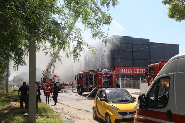 Russian attack injures 11 in Odesa ODESA, UKRAINE - MAY 27: Emergency services operate in the area where a Russian Shahed drone strike hit, injuring 11 people including two children in Odesa, Ukraine on May 27, 2026. Two stores and a post office were damaged in the attack. Nina Lyashonok Anadolu Odesa Ukraine. Editorial use only. Please get in touch for any other usage.  Copyright: x2026xAnadoluxNinaxLyashonokx