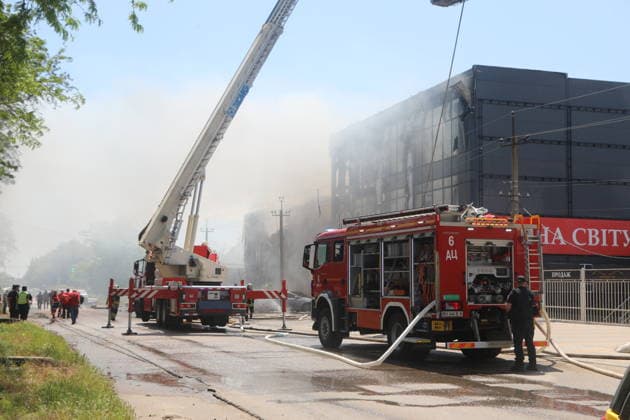 Russian attack injures 11 in Odesa ODESA, UKRAINE - MAY 27: Emergency services operate in the area where a Russian Shahed drone strike hit, injuring 11 people including two children in Odesa, Ukraine on May 27, 2026. Two stores and a post office were damaged in the attack. Nina Lyashonok Anadolu Odesa Ukraine. Editorial use only. Please get in touch for any other usage.  Copyright: x2026xAnadoluxNinaxLyashonokx