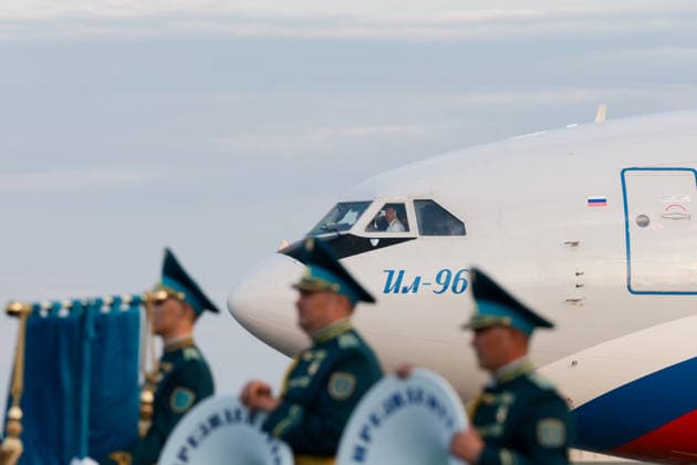 KAZAKHSTAN, ASTANA - MAY 27, 2026: An aircraft carrying Russia s President Putin arrives at Nursultan Nazarbayev International Airport. The Russian president arrived in Kazakhstan on a state visit Astana Kazakhstan  - ZUMAt113 20260527_zaa_t113_420 Copyright: xAlexanderxShcherbakx