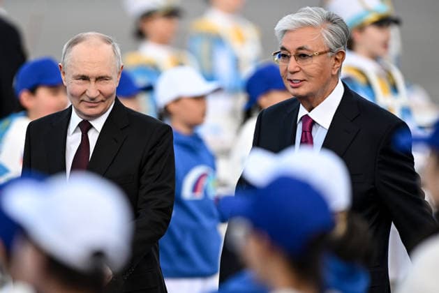 Kazakhstan Russia 9174619 27.05.2026 Russian President Vladimir Putin and Kazakh President Kassym-Jomart Tokayev attend a welcome ceremony upon Putin s arrival at Nursultan Nazarbayev International Airport in Astana, Kazakhstan. Sergey Bobylev Sputnik Astana Kazakhstan  Copyright: xSergeyxBobylevx