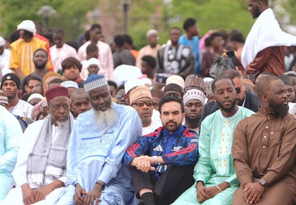NYC Mayor Mamdani joins Eid al-Adha prayers in Bronx NEW YORK CITY, UNITED STATES - MAY 27: New York City Mayor Zohran Mamdani participates in Eid al-Adha prayers and delivers remarks at Yancey Track and Field at Macombs Dam Park in the Bronx, New York City, United States, on May 27, 2026. Worshippers gathered to mark Eid al-Adha celebrations at the venue. Selcuk Acar Anadolu New York United States. Editorial use only. Please get in touch for any other usage.  Copyright: x2026xAnadoluxSelcukxAcarx