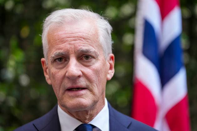 Store moter Frankrikes president Emmanuel Macron i Paris. Paris, Frankrike 20260527. Statsminister Jonas Gahr Store etter motert med Frankrikes statsminister SÃ bastien Lecornu i Paris onsdag ettermiddag. Foto: Ole Berg-Rusten NTB Paris Frankrike I5O0hIFP7Zk EDITORIAL USE ONLY Ref:_POLI5O0hIFP7Zk.jpg *** French President Emmanuel Macron in Paris Paris, France 20260527 Prime Minister Jonas Gahr Store after meeting with French Prime Minister Sébastien Lecornu in Paris on Wednesday afternoon Photo Ole Berg Rusten NTB Paris France I5O0hIFP7Zk EDITORIAL USE ONLY Ref POLI5O0hIFP7Zk jpg  Copyright: xOlexBerg-Rustenx xNTBx