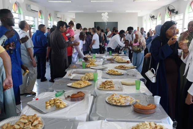 Eid al-Adha in Rio de Janeiro RIO DE JANEIRO, BRAZIL - MAY 27: Muslims gather in a mosque to pray and celebrate Eid al-Adha in Rio de Janeiro, Brazil on May 27, 2026. Fabio Teixeira Anadolu Rio de Janeiro Brazil. Editorial use only. Please get in touch for any other usage.  Copyright: x2026xAnadoluxFabioxTeixeirax