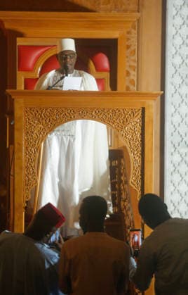 Eid al-Adha in Abidjan, Ivory Coast Muslims attend the prayers marking Eid al-Adha in Abidjan, Ivory Coast, May 27, 2026. Abidjan Ivory Coast  Copyright: xMatrixxImagesx xJosephxZahuix
