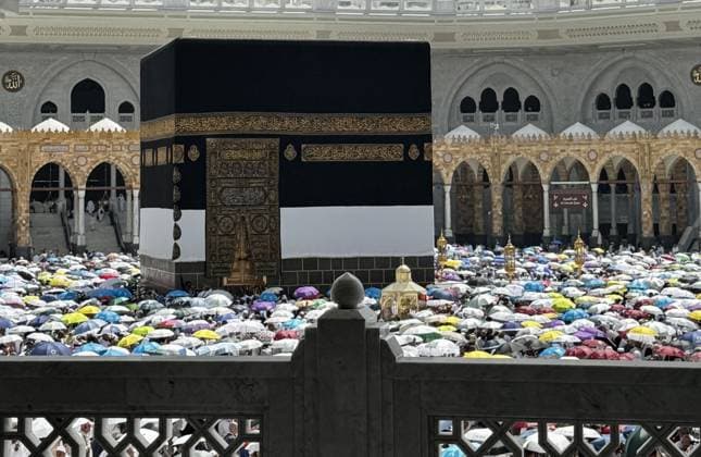 More than 1.7 million Muslims become pilgrims MECCA, SAUDI ARABIA - MAY 27: More than 1.7 million Muslims complete the Hajj and become pilgrims on the first day of the Eid al-Adha in Mecca, Saudi Arabia on May 27, 2026. Ali Atmaca Anadolu Mecca Saudi Arabia. Editorial use only. Please get in touch for any other usage.  Copyright: x2026xAnadoluxAlixAtmacax