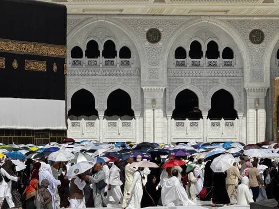 More than 1.7 million Muslims become pilgrims MECCA, SAUDI ARABIA - MAY 27: More than 1.7 million Muslims complete the Hajj and become pilgrims on the first day of the Eid al-Adha in Mecca, Saudi Arabia on May 27, 2026. Ali Atmaca Anadolu Mecca Saudi Arabia. Editorial use only. Please get in touch for any other usage.  Copyright: x2026xAnadoluxAlixAtmacax