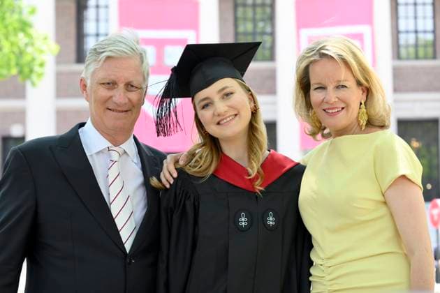 Belgian Royals Attend Harvard Class of 26 Graduation BOSTON, UNITED STATES OF AMERICA - MAY 27: King Philippe of Belgium, Queen Mathilde of Belgium and Princess Elisabeth of Belgium pictured during a photo opportunity after the graduation ceremony, on May 27, 2026 in Boston, United States of America, 27 05 2026 Boston United States of America  Copyright: xPhilipxReynaersx