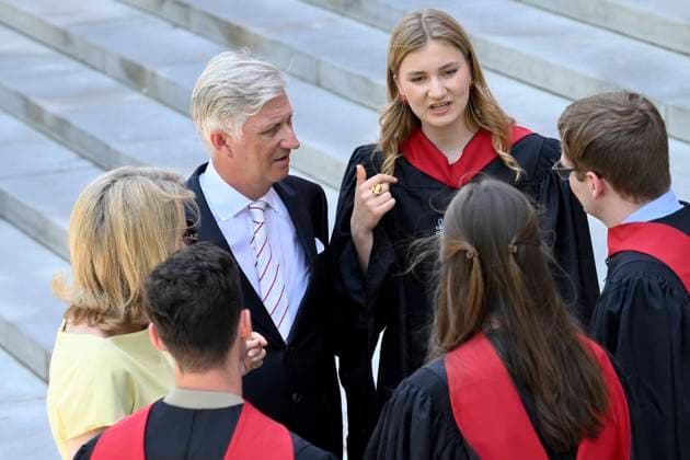 Belgian Royals Attend Harvard Class of 26 Graduation BOSTON, UNITED STATES OF AMERICA - MAY 27: King Philippe of Belgium, Queen Mathilde of Belgium and Princess Elisabeth of Belgium pictured during a photo opportunity after the graduation ceremony, on May 27, 2026 in Boston, United States of America, 27 05 2026 Boston United States of America  Copyright: xPhilipxReynaersx