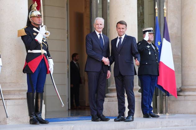 Store moter Frankrikes president Emmanuel Macron i Paris. Paris, Frankrike 20260527. Statsminister Jonas Gahr Store moter Frankrikes president Emmanuel Macron i Paris. Foto: Ole Berg-Rusten NTB Paris Frankrike gfmYKMlQ4lc EDITORIAL USE ONLY Ref:_POLgfmYKMlQ4lc.jpg *** French President Emmanuel Macron in Paris Paris, France 20260527 Prime Minister Jonas Gahr Store fashions French President Emmanuel Macron in Paris Photo Ole Berg Rusten NTB Paris France gfmYKMlQ4lc EDITORIAL USE ONLY Ref POLgfmYKMlQ4lc jpg  Copyright: xOlexBerg-Rustenx xNTBx
