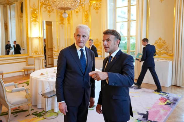 Store moter Frankrikes president Emmanuel Macron i Paris. Paris, Frankrike 20260527. Statsminister Jonas Gahr Store moter Frankrikes president Emmanuel Macron i ElysÃ e-palasset i Paris onsdag kveld. Foto: Ole Berg-Rusten NTB Paris Frankrike 2INvGBixXBk EDITORIAL USE ONLY Ref:_POL2INvGBixXBk.jpg *** French President Emmanuel Macron in Paris Paris, France 20260527 Prime Minister Jonas Gahr Store meets French President Emmanuel Macron at the Elysée Palace in Paris on Wednesday evening Photo Ole Berg Rusten NTB Paris France 2INvGBixXBk EDITORIAL USE ONLY Ref POL2INvGBixXBk jpg  Copyright: xOlexBerg-Rustenx xNTBx