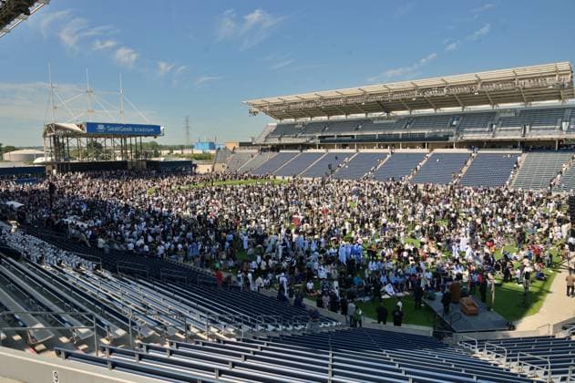Mass Eid al-Adha gathering in Illinois BRIDGEVIEW, ILLINOIS - MAY 27: Thousands of Muslim worshippers gather on the field at SeatGeek Stadium for communal Eid al-Adha prayers on May 27, 2026, in Bridgeview, Illinois, United States. Organized by the Mosque Foundation, the annual outdoor celebration drew an estimated 20,000 attendees from across the Chicagoland area, marking it as the largest Eid gathering in the state. Jacek Boczarski Anadolu Illinois United States. Editorial use only. Please get in touch for any other usage.  Copyright: x2026xAnadoluxJacekxBoczarskix