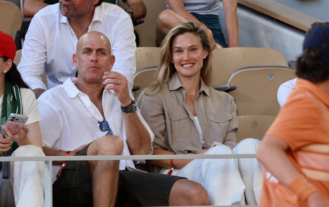 Israeli super model Bar Refaeli attends Novak Djokovic VS Valentin Royer Celebrities attend Roland Garros French open day 3 Israeli super model Bar Refaeli attends Novak Djokovic VS Valentin Royer Paris ,May 27 TH 2026  Copyright: xDavidxKerx