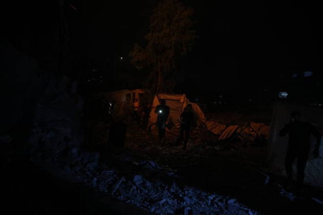 Israeli airstrike in Gaza kills 7 Palestinians GAZA CITY, GAZA, PALESTINE - MAY 27: Palestinian search and rescue teams, firefighters and medical crews are dispatched to the area following the Israeli attack on Omar Mukhtar Street which killed 7 Palestinians and injured 18 in Gaza City, Gaza, Palestine on May 27, 2026. Anas Zeyad Fteha Anadolu Gaza City Gaza. Editorial use only. Please get in touch for any other usage.  Copyright: x2026xAnadoluxAnasxZeyadxFtehax