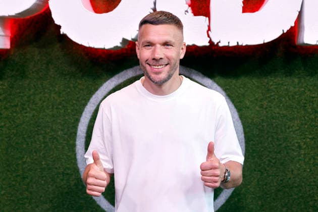 Fußballspieler Lukas Podolski bei der Premiere der Netflix-Doku Poldi im RheinEnergieStadion. Köln, 27.05.2026 NRW Deutschland *** Soccer player Lukas Podolski at the premiere of the Netflix documentary Poldi in the RheinEnergieStadion Cologne, 27 05 2026 NRW Germany Copyright: xChristophxHardtx