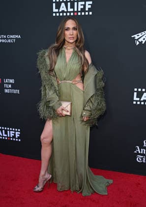 Opening Night of the L.A. Latino International Film Festival Jennifer Lopez arriving to the opening night of the 25th edition of the Los Angeles Latino International Film Festival (LALIFF), held at the TCL Chinese Theatre on May 27, 2026 in Hollywood, CA. Hollywood TCL Chinese Theatre California USA Copyright: xLisaxOConnorx xAFF-USA.comx