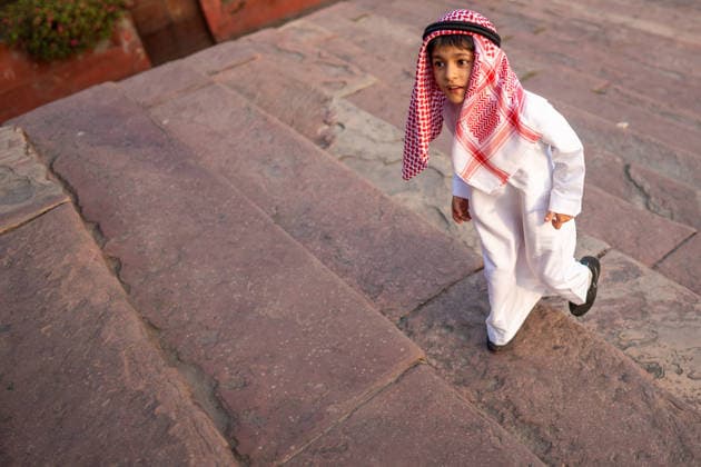 Eid al-Adha in India NEW DELHI, INDIA - MAY 28: A child dressed in traditional attire walks through the courtyard of Jama Masjid ahead of Eid al-Adha prayers in New Delhi, India, on May 28, 2026. Amarjeet Kumar Singh Anadolu New Delhi India. Editorial use only. Please get in touch for any other usage.  Copyright: x2026xAnadoluxAmarjeetxKumarxSinghx