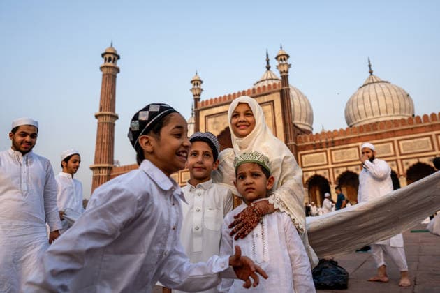 Eid al-Adha in India NEW DELHI, INDIA - MAY 28: Children enjoy themselves after offering Eid al-Adha prayers at Jama Masjid in New Delhi, India, on May 28, 2026. Amarjeet Kumar Singh Anadolu New Delhi India. Editorial use only. Please get in touch for any other usage.  Copyright: x2026xAnadoluxAmarjeetxKumarxSinghx