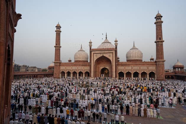 Eid al-Adha in India NEW DELHI, INDIA - MAY 28: Indian Muslims offer Eid al-Adha prayers at Jama Masjid in New Delhi, India, on May 28, 2026. Amarjeet Kumar Singh Anadolu New Delhi India. Editorial use only. Please get in touch for any other usage.  Copyright: x2026xAnadoluxAmarjeetxKumarxSinghx